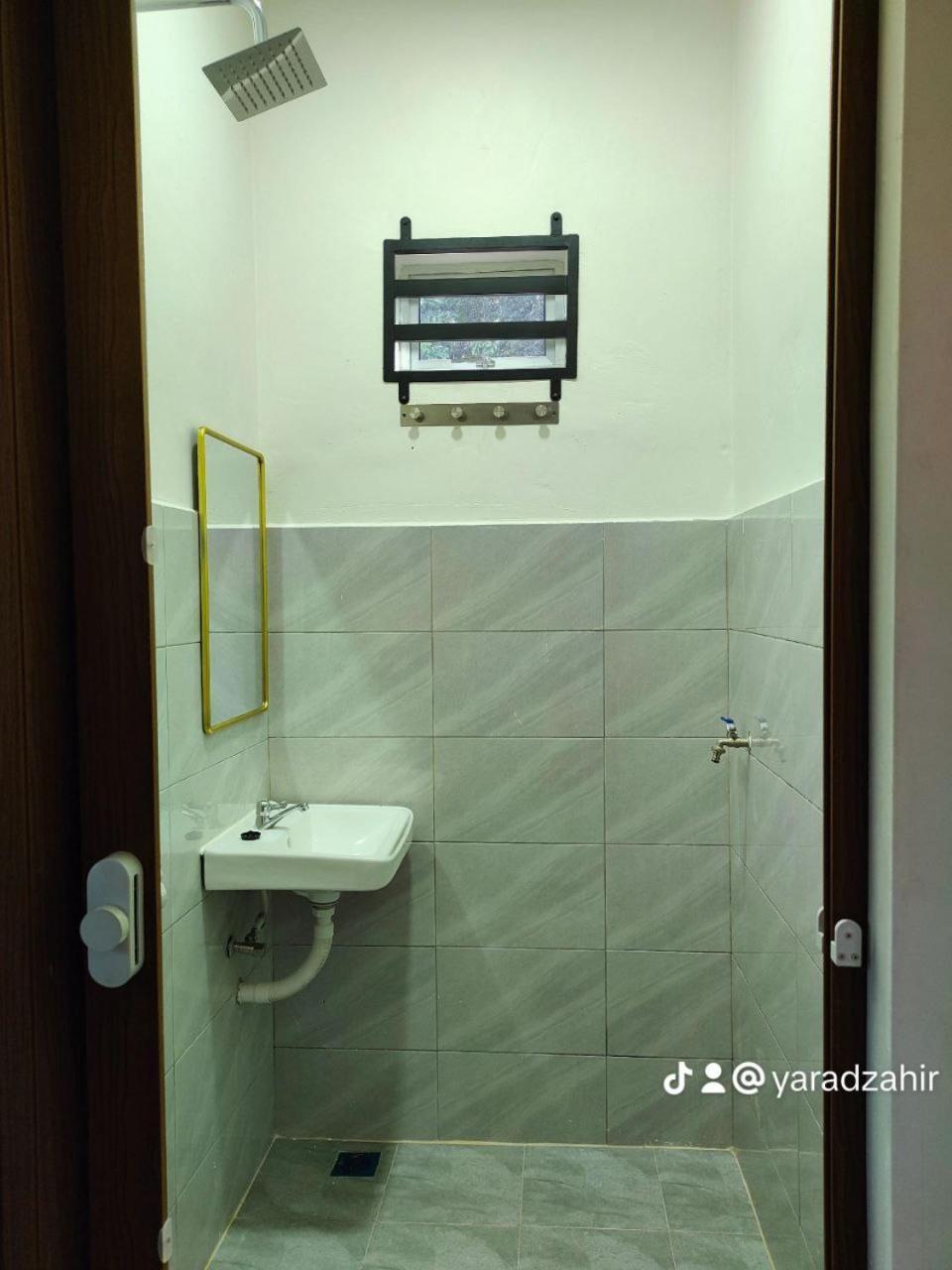 Homestay Habi Residence Kepala Batas  المظهر الخارجي الصورة