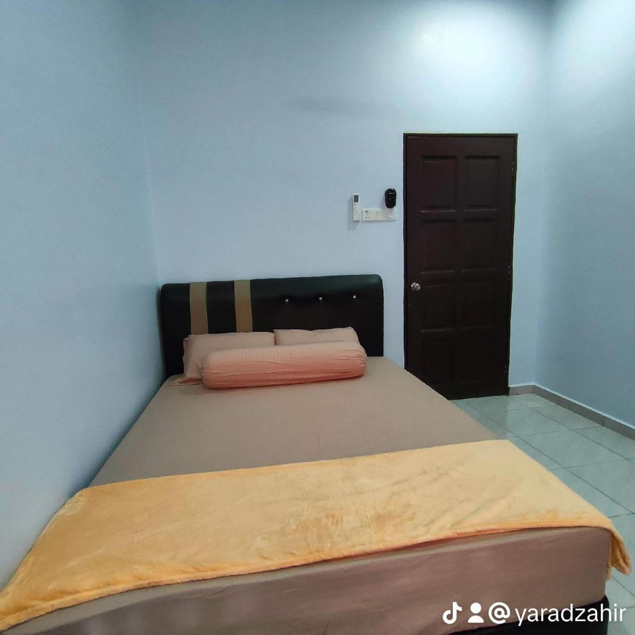 Homestay Habi Residence Kepala Batas  المظهر الخارجي الصورة