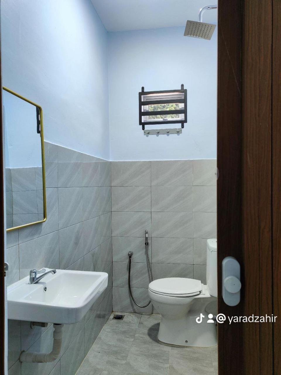 Homestay Habi Residence Kepala Batas  المظهر الخارجي الصورة